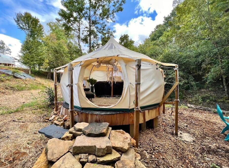 The Pisces-A Stargazing, Luxury Glamping Tent Rogersville Luaran gambar