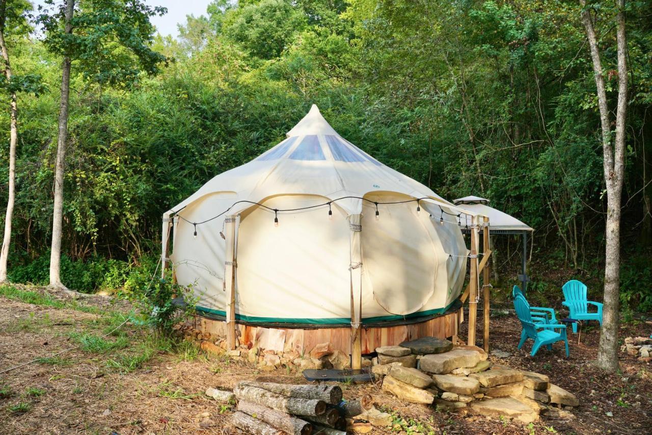 The Pisces-A Stargazing, Luxury Glamping Tent Rogersville Luaran gambar